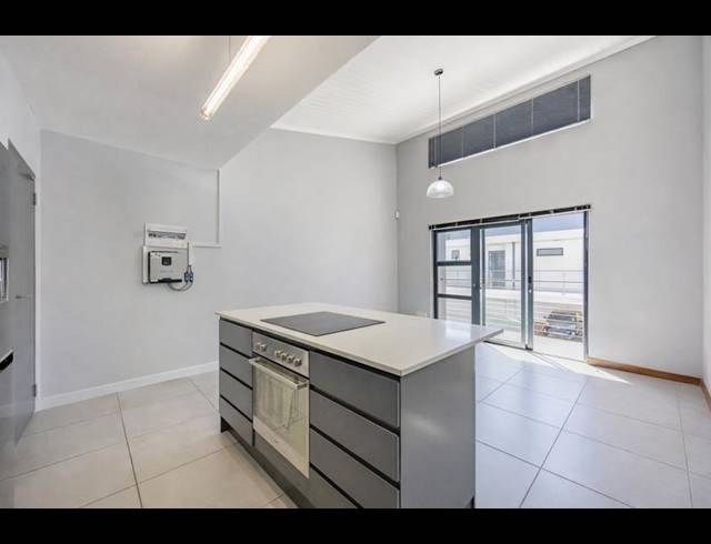 1 BEDROOM APARTMENT FOR SALE IN MENLO PARK